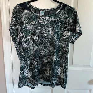 Floral lulu mesh top